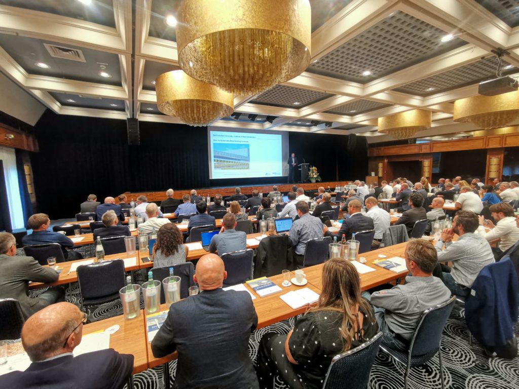 Nach einer zweijährigen Pause öffnete am 12. und 13. September der jährlich stattfindende internationale Kongress ADVANCEMENTS FOR METAL BUILDINGS wieder seine Türen.